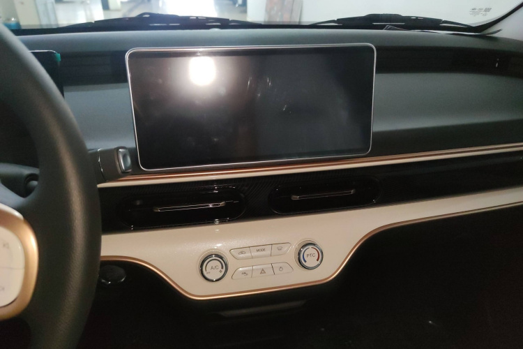 凯翼拾月 2025款 Mate 300km踏浪版局部细节16