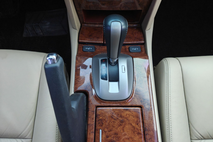 本田 雅阁 2012款 2.0L SE局部细节18