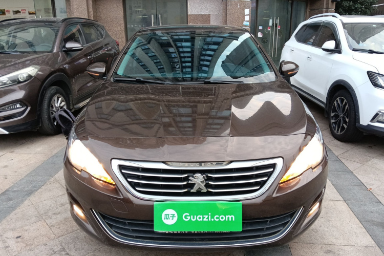 标致408 2014款 1.8L 自动豪华版车身外观2