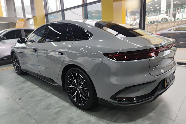 比亚迪 汉 2025款 EV 506KM尊贵型车身外观6003