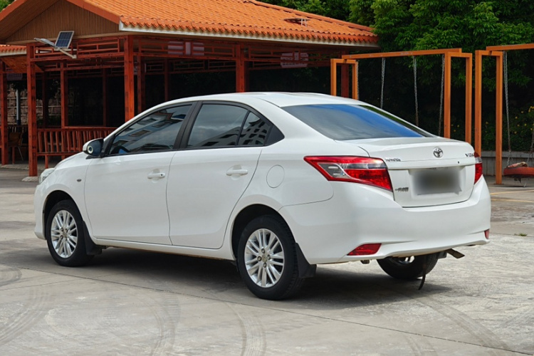 丰田 威驰 2016款 1.5L 自动智臻星耀版车身外观6003