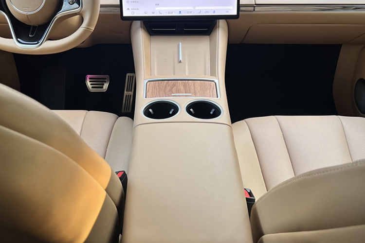 鸿蒙智行 智界R7 2024款 纯电 736km UItra中控内饰7014