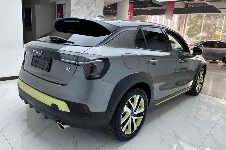 领克02 2022款 1.5TD DCT耀Pro车身外观6006