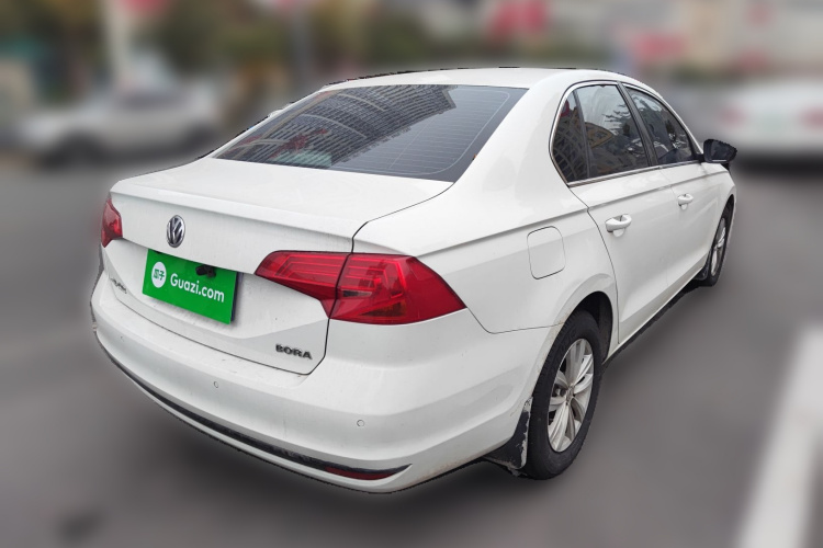 大众 宝来 2017款 1.6L 自动时尚型车身外观7