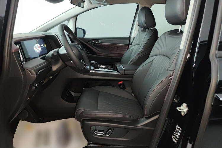 广汽传祺 传祺M8 2024款 大师系列 400T 尊贵版局部细节19