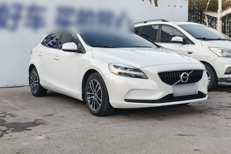 沃尔沃V40 2017款 T3 智逸版车身外观6010