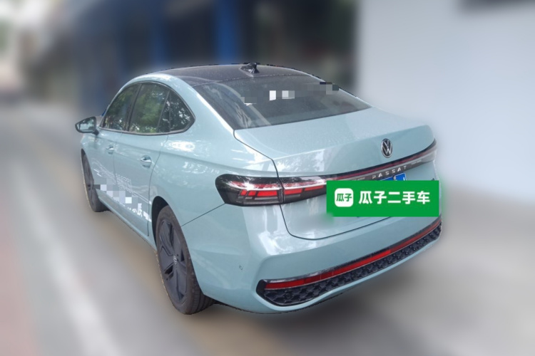 大众 帕萨特 2025款 Pro 380TSI 星空龙尊版车身外观5
