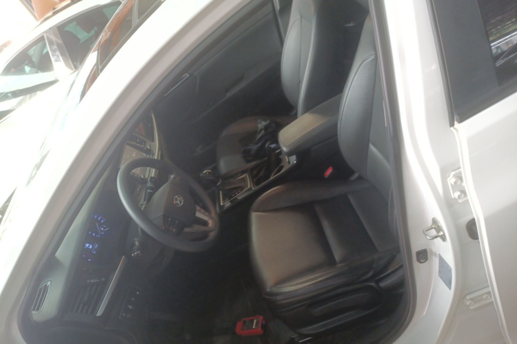 现代 名图 2017款 1.8L 自动智能型GLS 国V中控内饰19