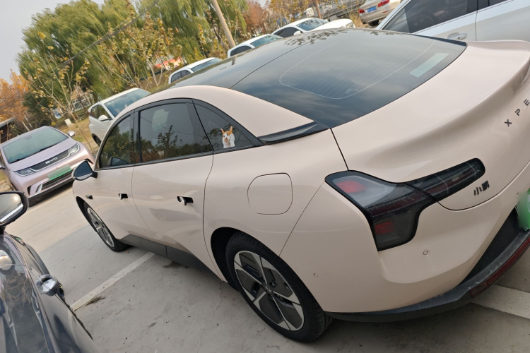 小鹏MONA M03 2024款 515 长续航车身外观4