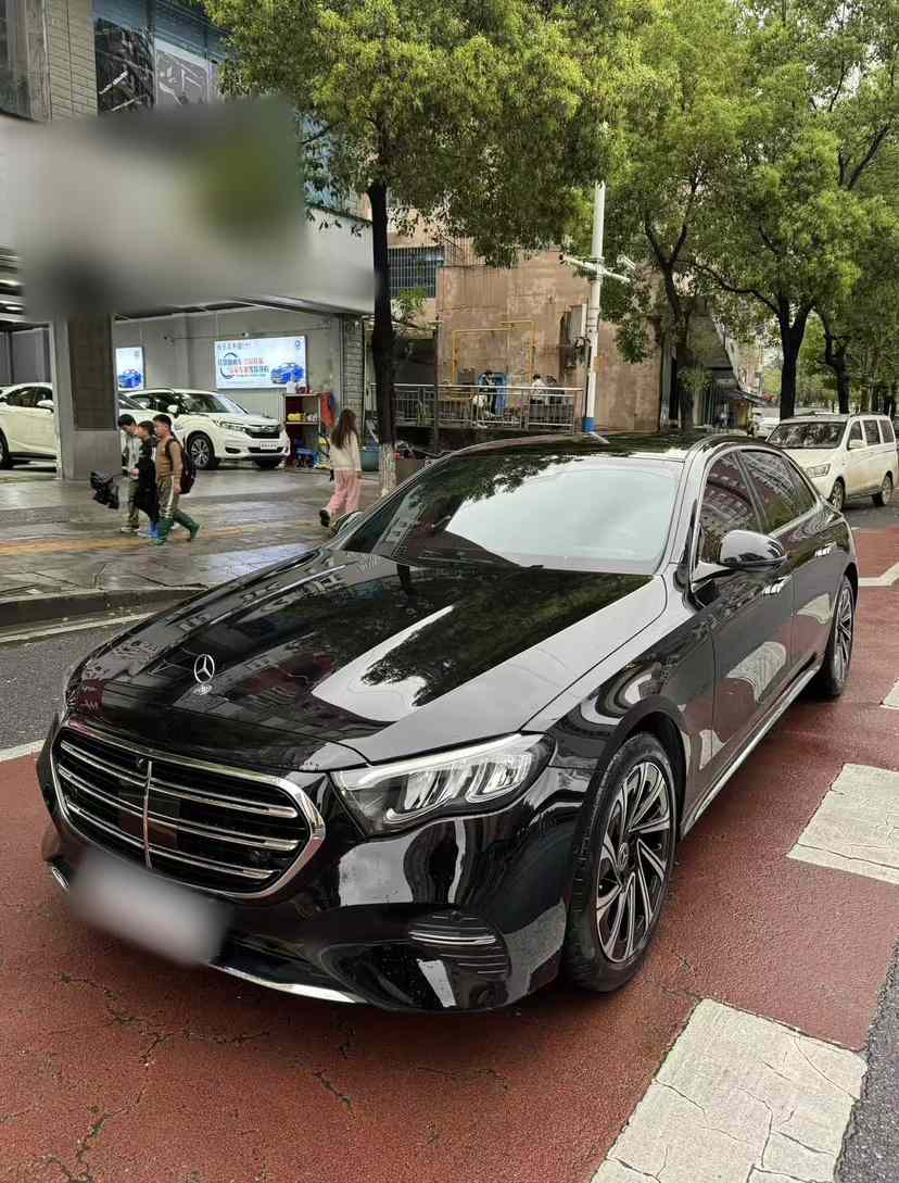 奔驰E级 2025款 E 300 L 豪华型(1)