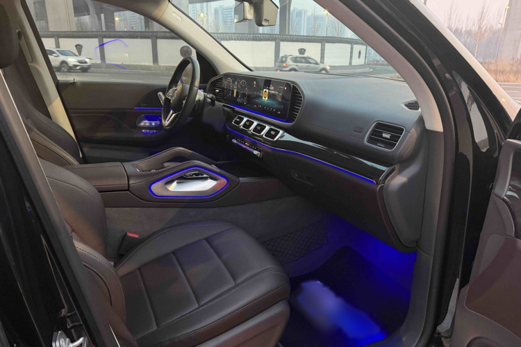 奔驰GLE 2020款 改款 GLE 350 4MATIC 时尚型中控内饰7005