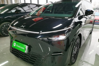 小鹏X9 2025款 740超长续航 Max