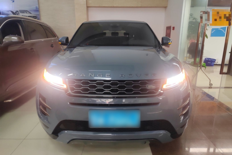 路虎 揽胜极光 2020款 249PS R-DYNAMIC SE 运动科技版车身外观2