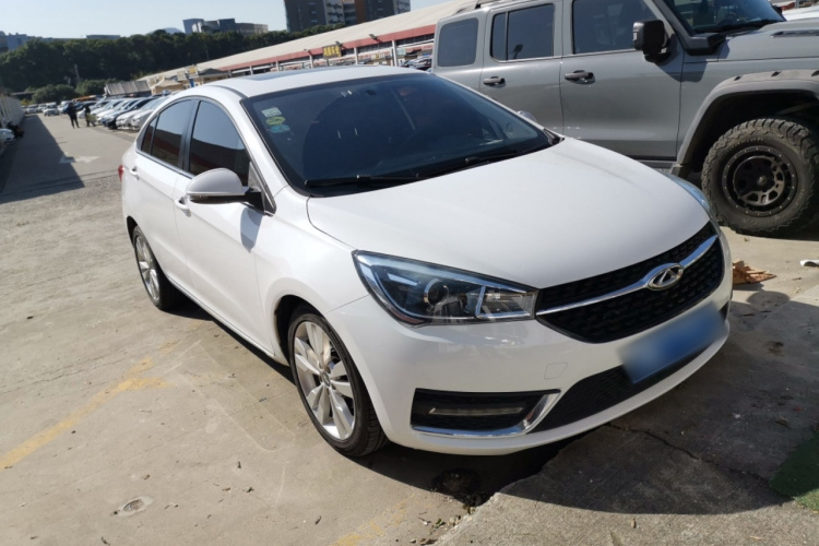 奇瑞 艾瑞泽5 2016款 1.5L CVT领锐版车身外观3