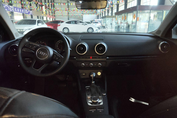 奥迪A3 2020款 Limousine 35 TFSI 时尚型 国VI中控内饰12