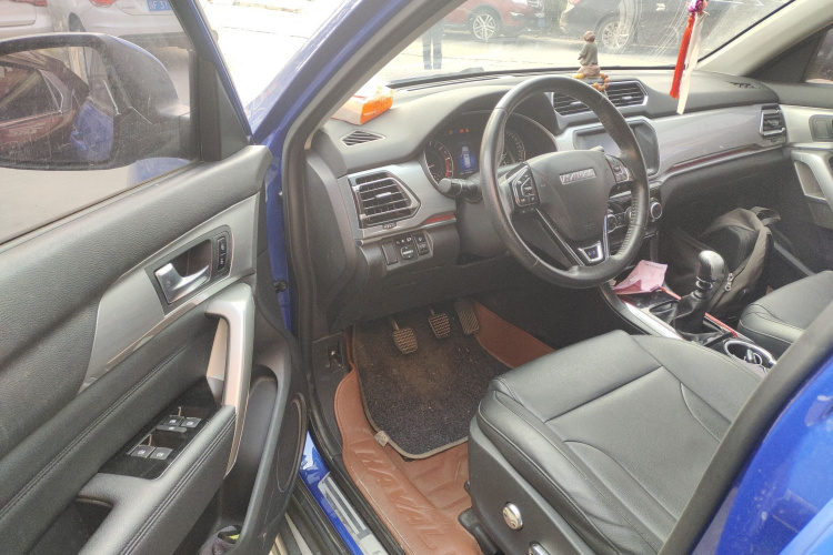 哈弗H2 2017款 蓝标 1.5T 手动两驱豪华型中控内饰20