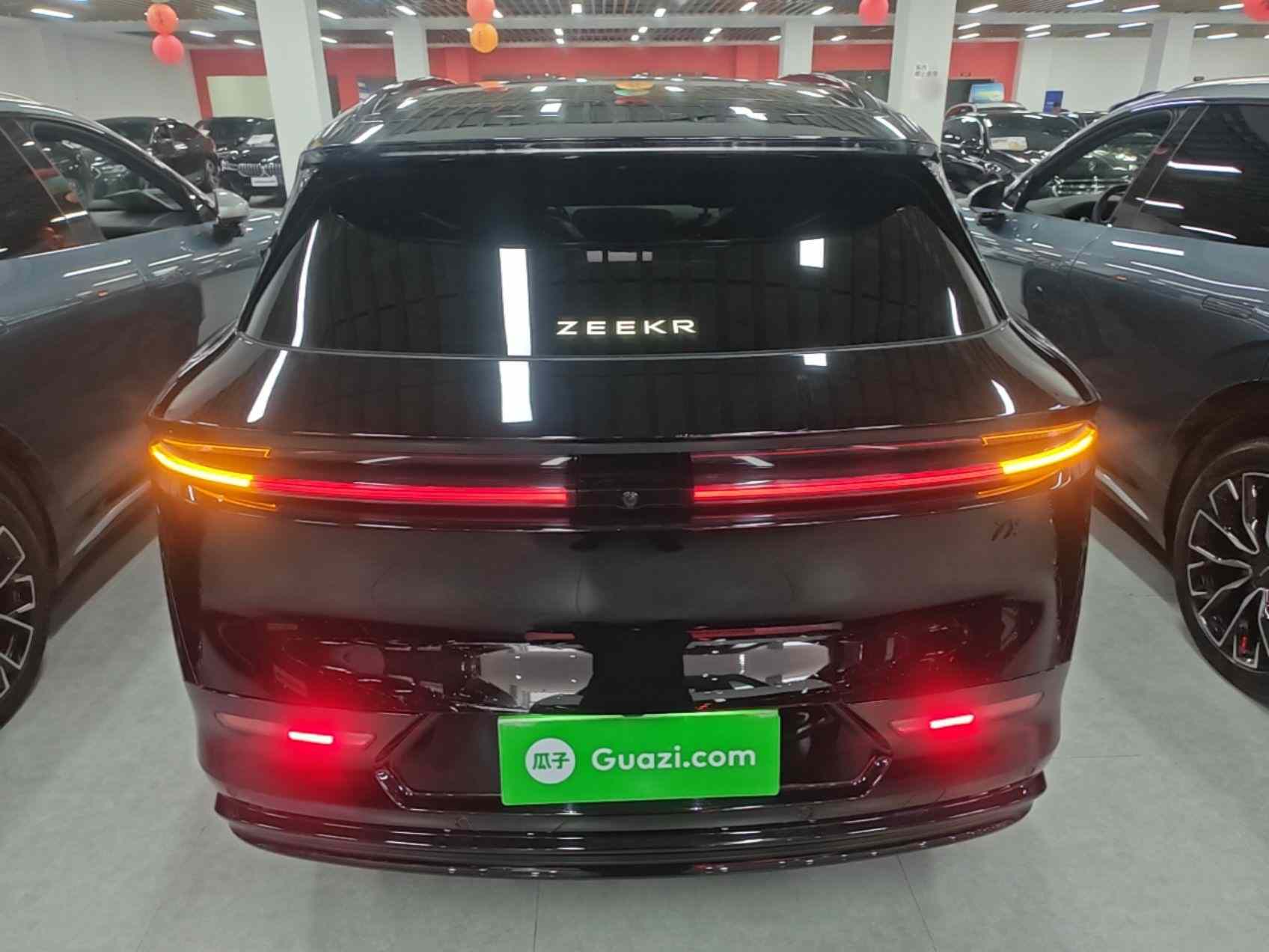 极氪7X 2025款 100kWh 长续航后驱智驾版(3)
