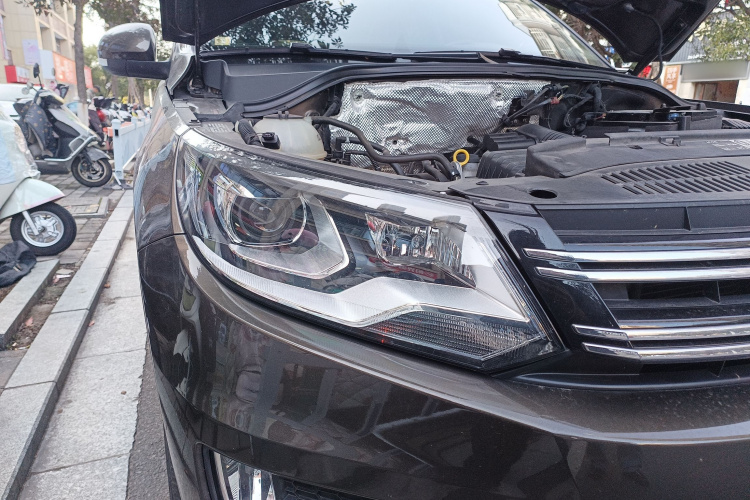 大众 途观 2016款 280TSI 自动两驱丝绸之路舒适版车身外观6006