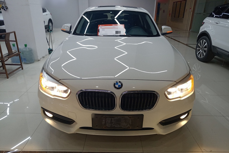 宝马1系(进口) 2018款 118i 领先型车身外观2