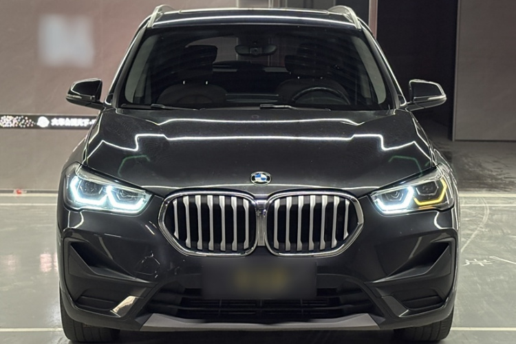 宝马X1 2021款 sDrive25Li 领先型车身外观6001