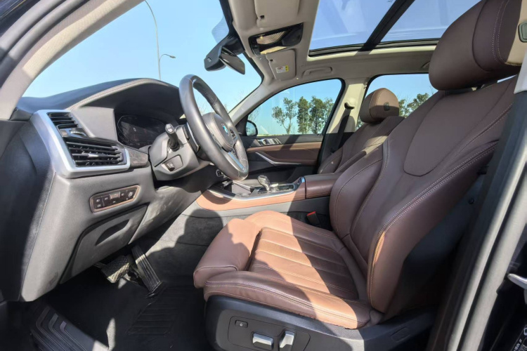 宝马X5(进口) 2021款 xDrive40i M运动套装中控内饰7003