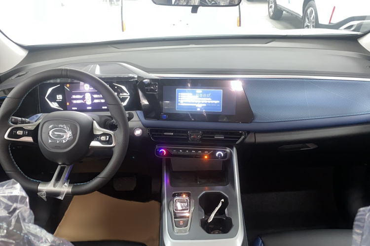 广汽传祺 传祺GS3 2023款 影速 270T 劲享版中控内饰7003