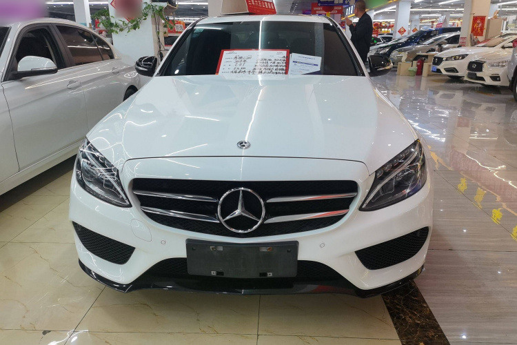 奔驰C级 2018款 C 200 运动版车身外观6001