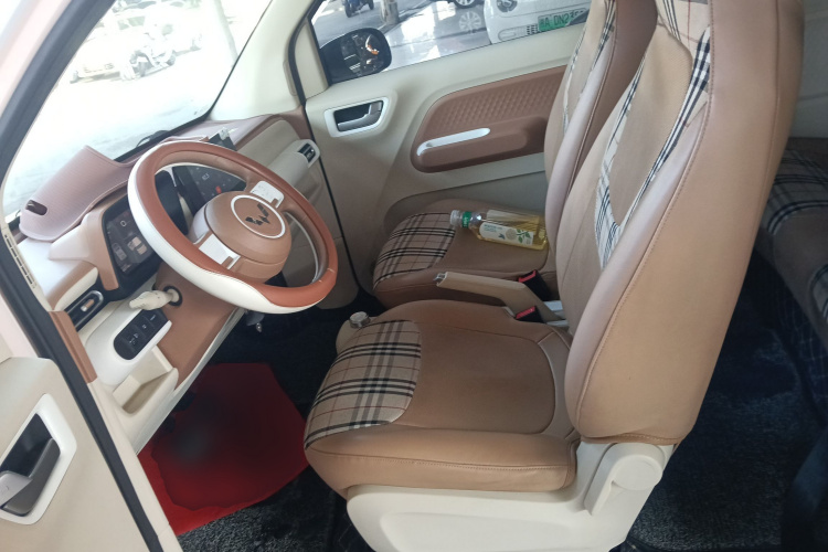 五菱汽车 宏光MINIEV 2024款 第三代 215km 进阶版中控内饰19