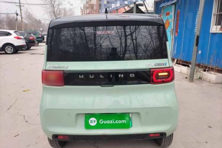 五菱汽车 宏光MINIEV 2022款 马卡龙臻享款 磷酸铁锂车身外观6004