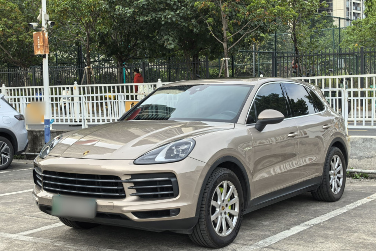 保时捷 Cayenne新能源 2019款 Cayenne E-Hybrid 2.0T车身外观1