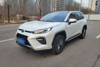 丰田 威兰达 2023款 双擎 2.5L E-CVT两驱豪华PLUS版