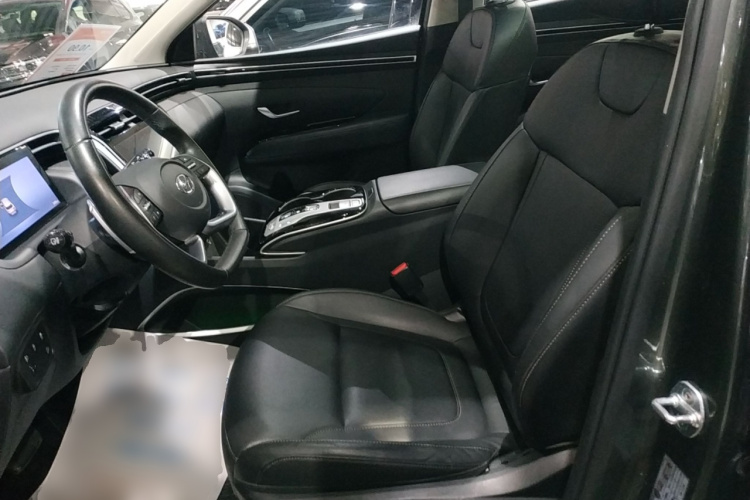 现代 2023款 途胜L 1.5T 自动两驱LUX尊贵版中控内饰19