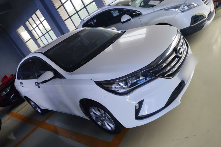 广汽传祺 传祺GA4 2018款 200T 自动豪华版车身外观6002