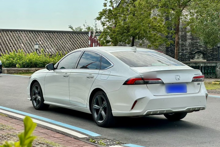 本田 英仕派 2023款 260TURBO 精致版车身外观6001