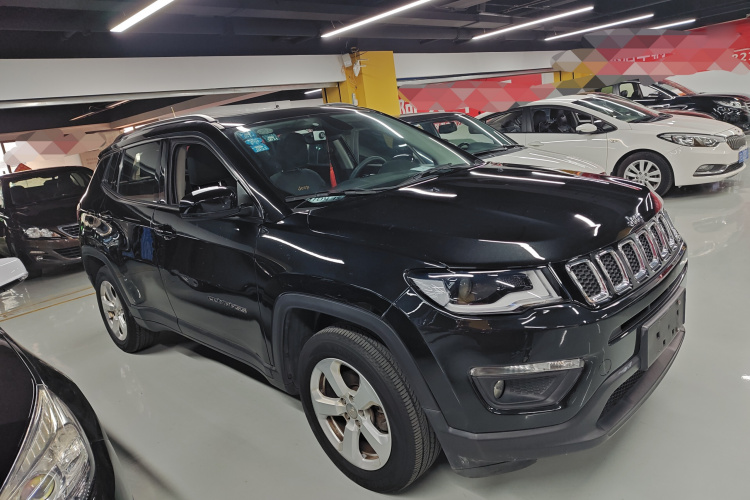 Jeep 指南者 2017款 200T 自动家享版车身外观6002