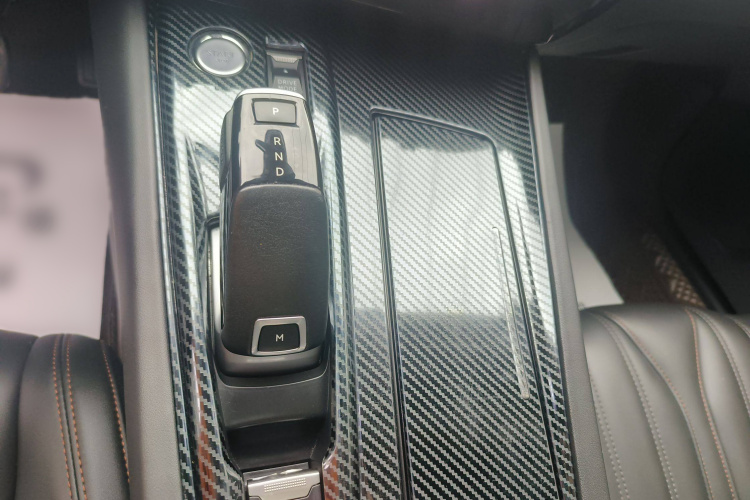 标致508 2022款 508L 400THP PureTech 驾控版局部细节18