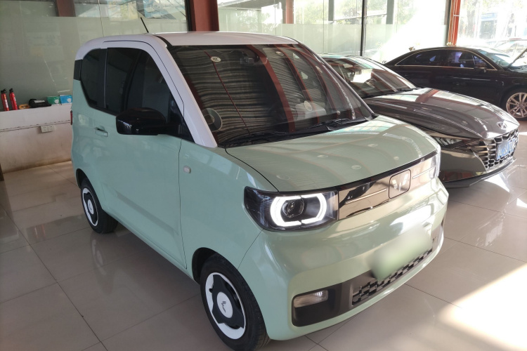 五菱汽车 宏光MINIEV 2022款 马卡龙臻享款 磷酸铁锂车身外观3