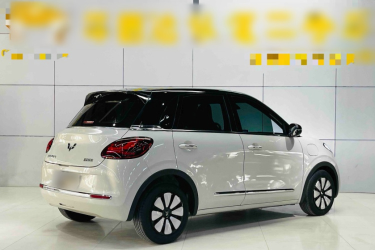 五菱汽车 五菱缤果 2023款 410km 灵犀尊享款车身外观6007