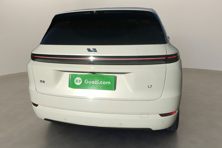 理想汽车 理想L7 2025款 Max 智能焕新版车身外观6