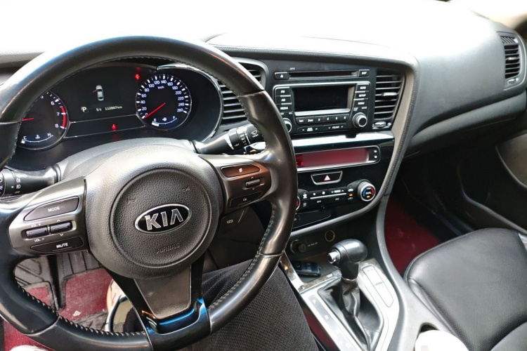 起亚K5 2014款 2.0L 自动LUXURY中控内饰12