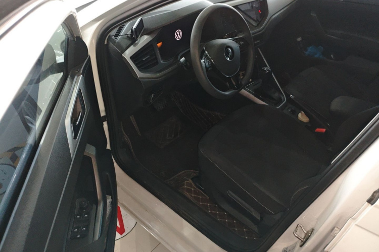 大众 Polo 2023款 改款 Plus 1.5L 自动纵情乐活版中控内饰7003