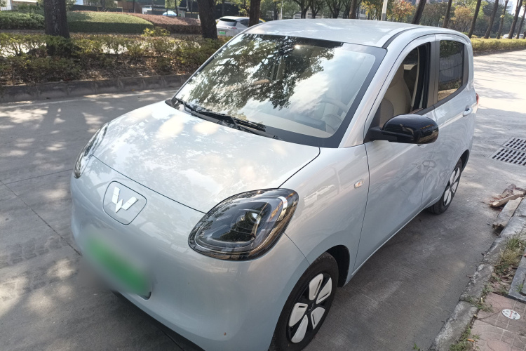 五菱汽车 宏光MINIEV 2025款 四门版 进阶款车身外观1