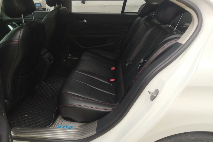 标致408 2014款 1.8L 自动豪华版中控内饰21