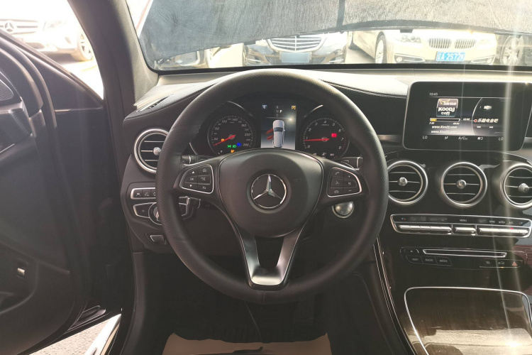 奔驰GLC 2019款 GLC 260 L 4MATIC 豪华型局部细节13