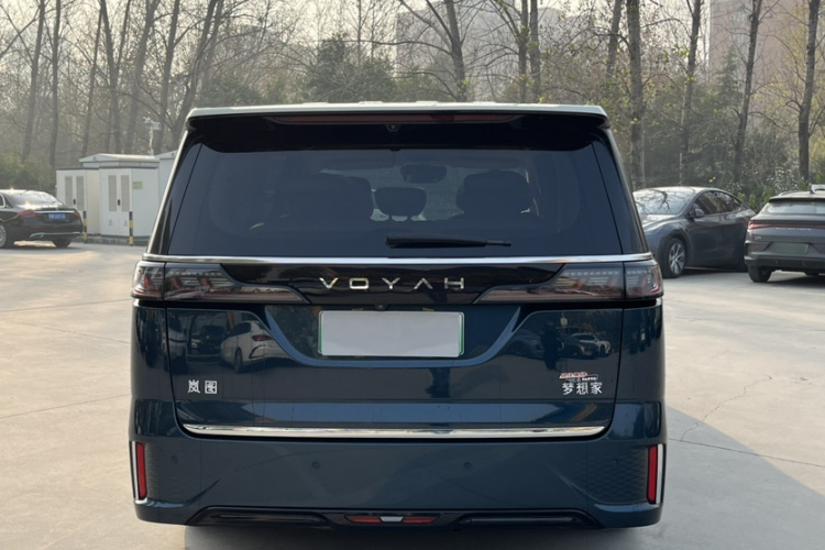 岚图汽车 岚图梦想家 2025款 PHEV 四驱旗舰乾崑版车身外观6011
