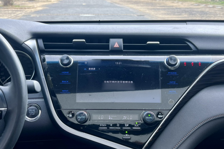 丰田 凯美瑞 2019款 2.5G 豪华版 国VI中控内饰7005