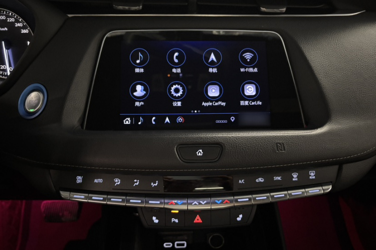 凯迪拉克XT4 2018款 28T 两驱领先型中控内饰7005