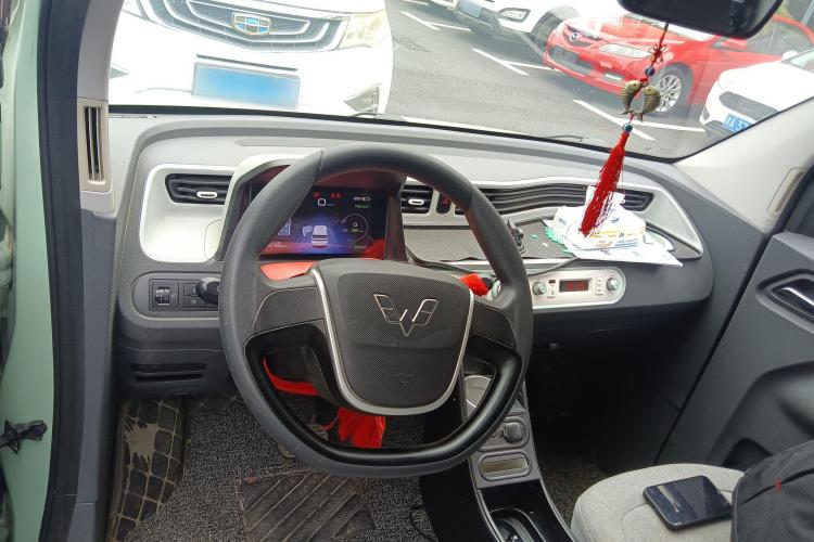 五菱汽车 宏光MINIEV 2022款 马卡龙臻享款 磷酸铁锂中控内饰7002