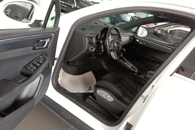 保时捷 2018款 Macan 2.0T中控内饰7003