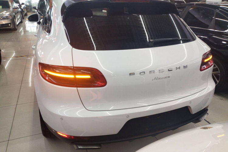 保时捷 2017款  Macan 2.0T车身外观6004